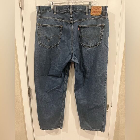 Levi's 550 Jeans Mens 44x30 Blue Denim Relaxed Fit Straight‎ Leg - Picture 4 of 9